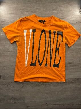 VLONE Orange T-shirt Size M